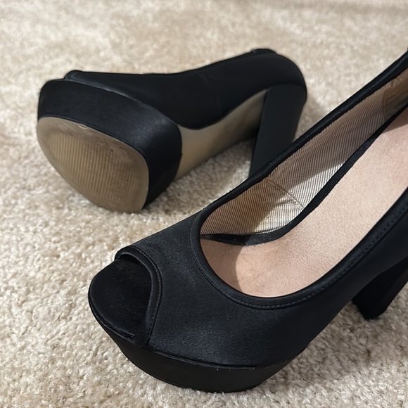 Asos black satin platform heels Sz 5 - Picture 5 of 5